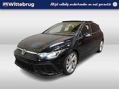 Volkswagen Golf - 2.0 TSI GTI Clubsport / AUTOMAAT/ 300 PK/ HARMAN KARDON/ PANO/ 19" LMV/ ALCANTARA/ HEAD-UP