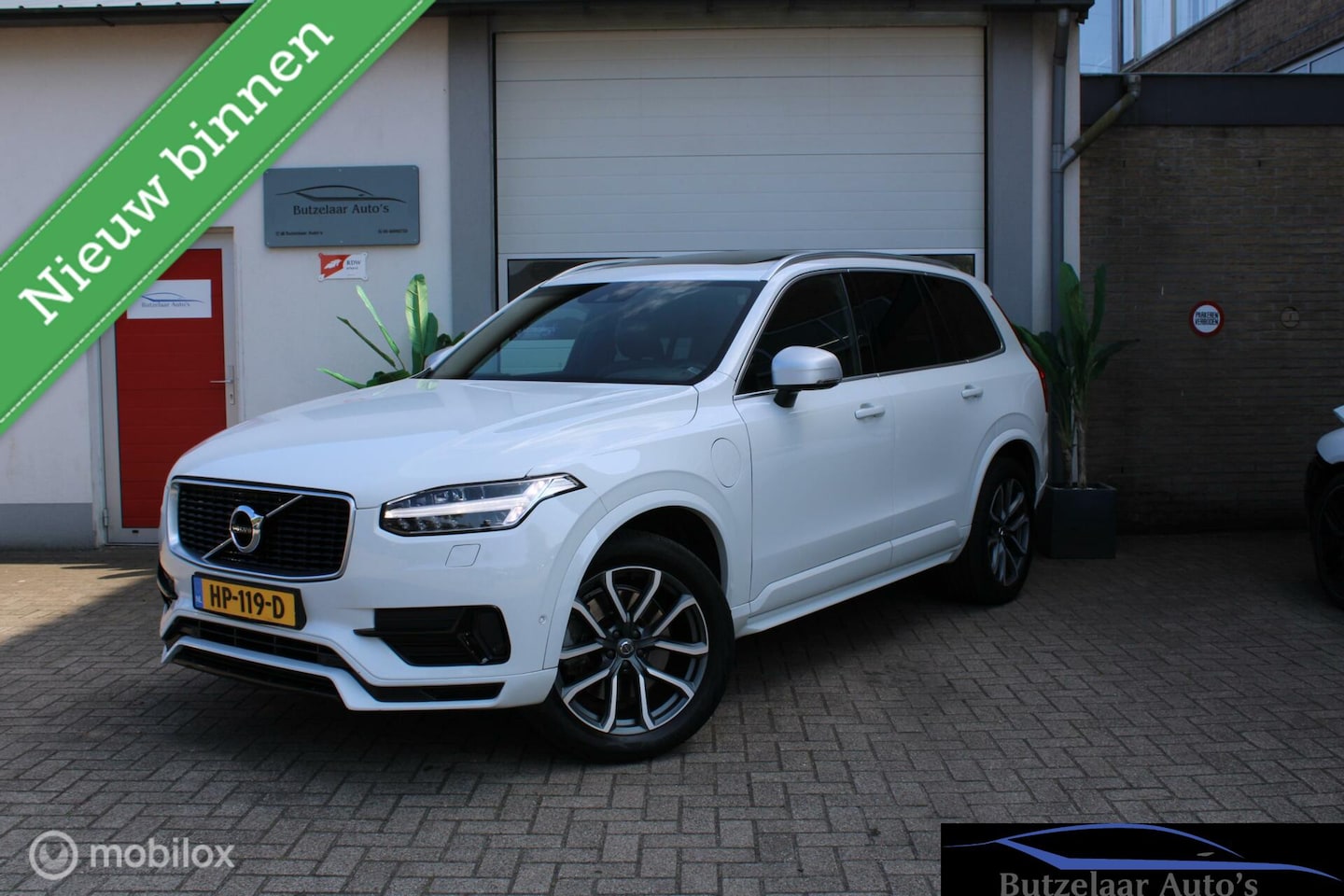 Volvo XC90 - 2.0 T8 Twin Engine AWD Inscription R-Design 7pers - AutoWereld.nl