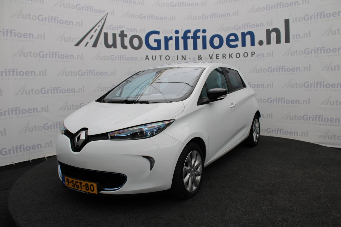 Renault Zoe - Q210 Zen Quickcharge 22 kWh (ex Accu) huur accu €68 p.maand - AutoWereld.nl