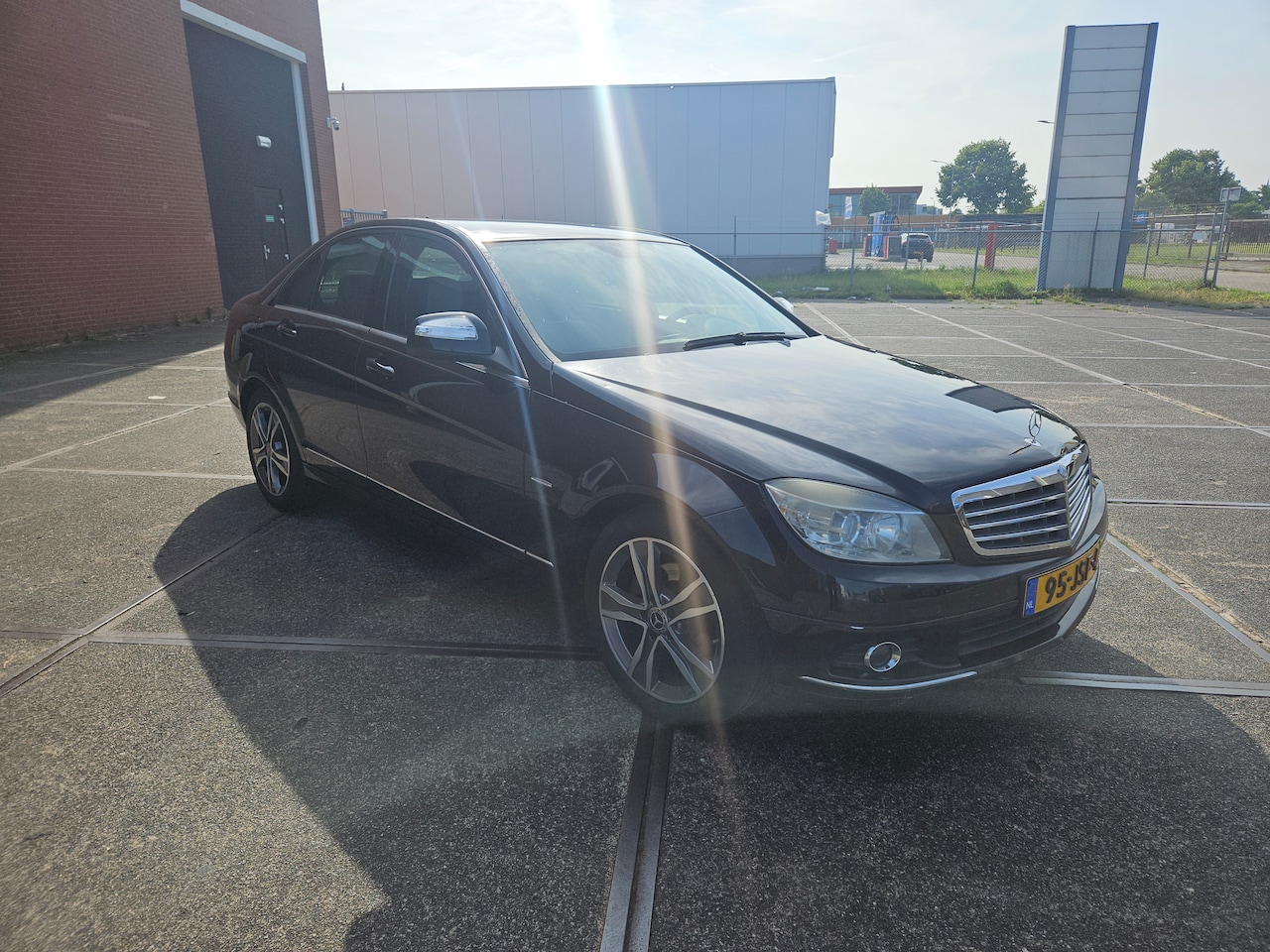 Mercedes-Benz C-klasse - 180 K Elegance - AutoWereld.nl