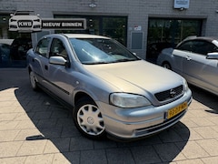 Opel Astra - 1.6 GL 5Deurs Nieuwe apk Weinig km NAP