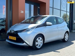 Toyota Aygo - 1.0 VVT-i x-play|LED|BT|Limit|Isofix|Navi|Aux-in