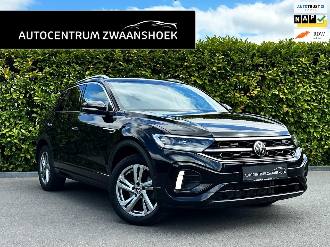Volkswagen T-Roc - 1.0 TSI R-Line Business | ErgoActive stoelen| Stoelverwarming |Camera - AutoWereld.nl
