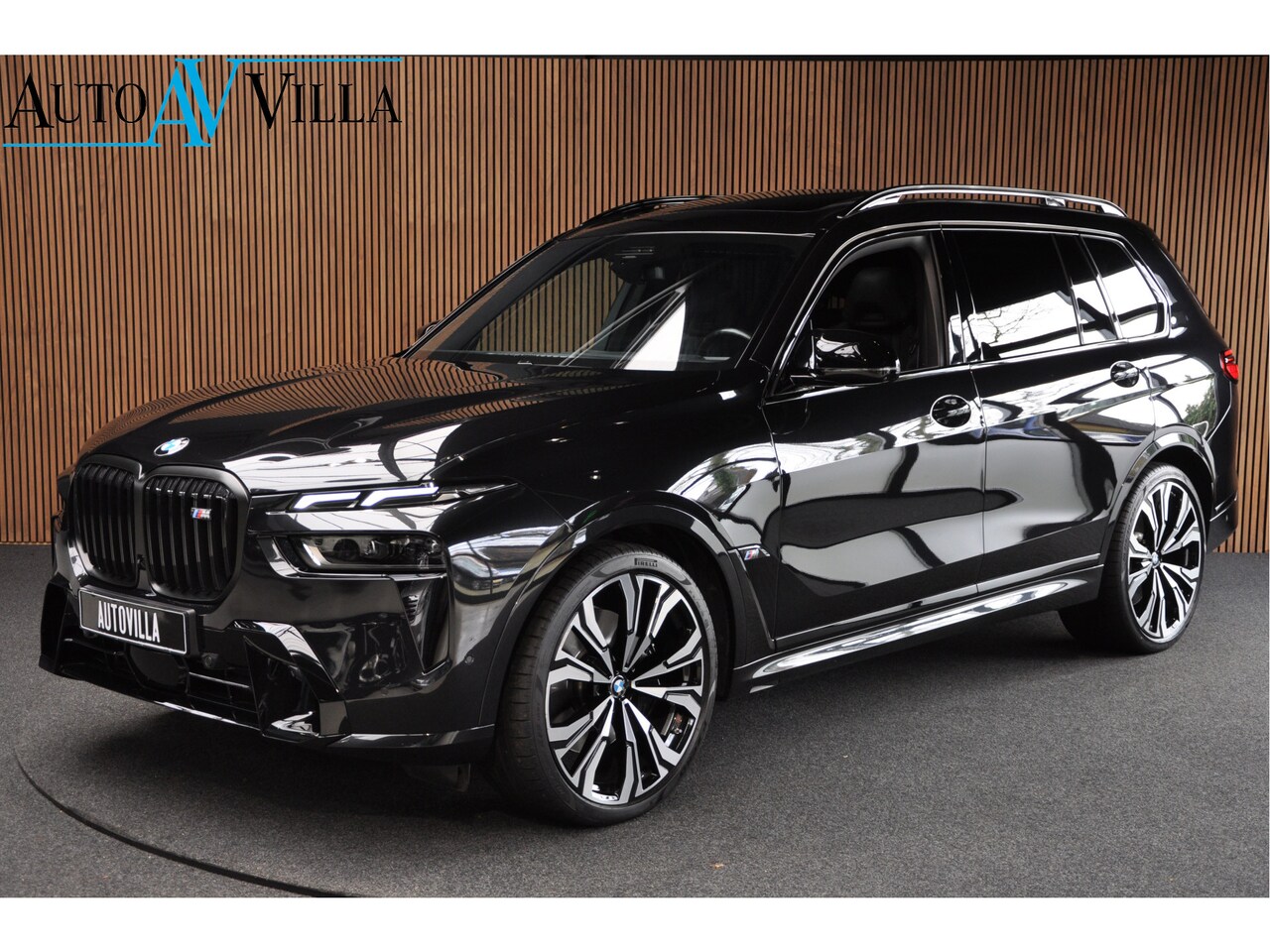 BMW X7 - M60i xDrive M-sport 7-Pers. Pano Massage 360 Head Up Alcantara b. hemel Bowers & Wilkins S - AutoWereld.nl