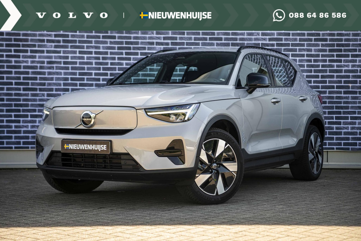 Volvo XC40 - Single Motor Extended Range Plus 82 kWh Verwarmbare voorstoelen | Verwarmbaar stuurwiel | - AutoWereld.nl