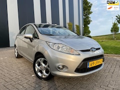 Ford Fiesta - 1.25 Titanium Airco-ElekPakket-Lmv-2 Sleutels