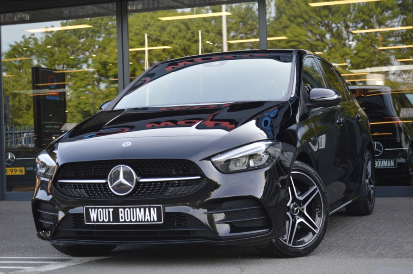 Mercedes-Benz B-klasse - 250 e AMG Led Widescreen Sfeer Camera Night Pdc - AutoWereld.nl