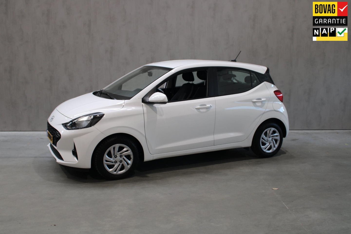 Hyundai i10 - 1.0 Comfort cruise controle apple carplay Rijklaar! - AutoWereld.nl