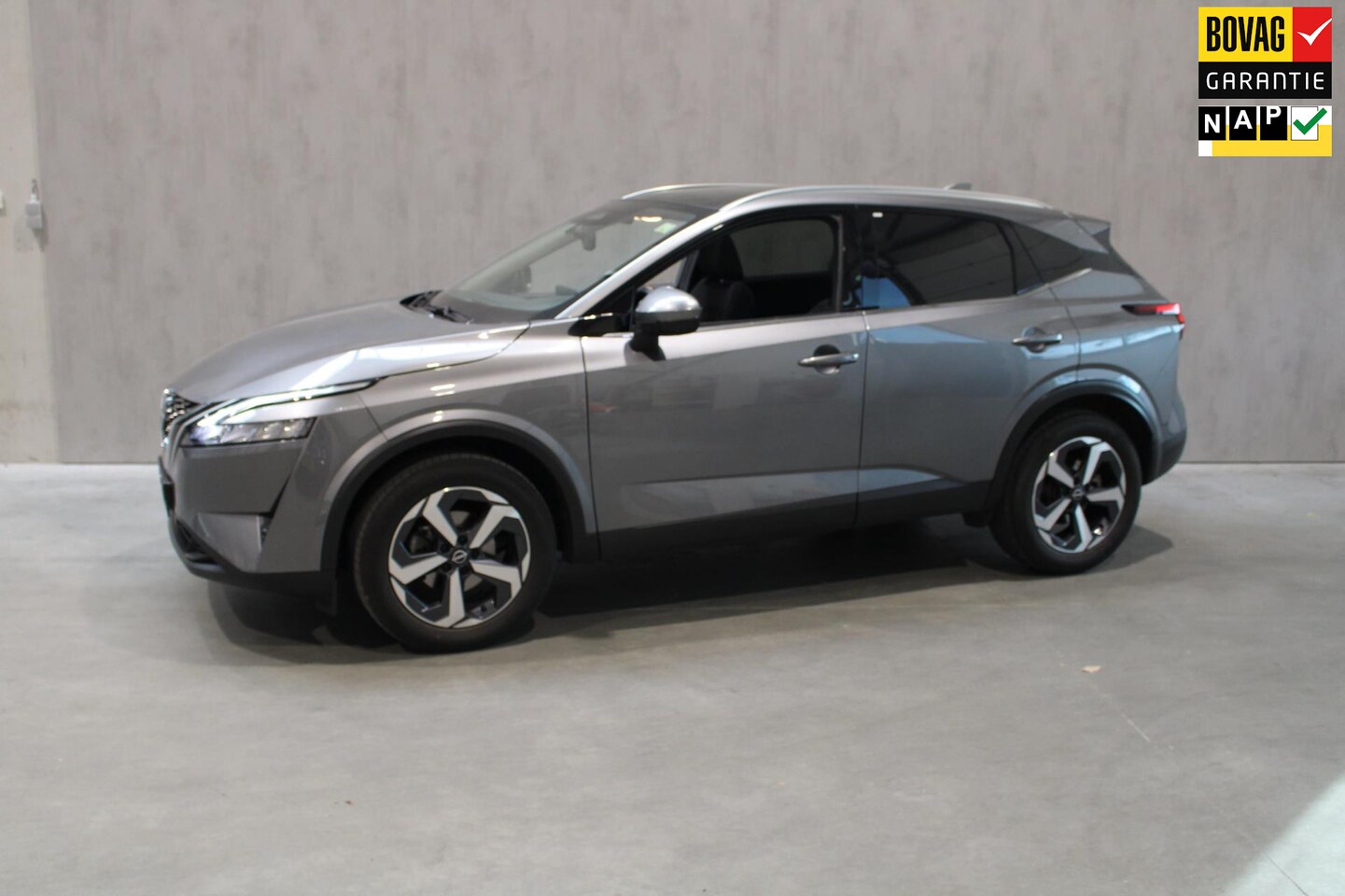 Nissan Qashqai - 1.3 MHEV N-Connecta 360Camera/navigatie/Cruise controle Rijklaar incl 12 maanden bovag - AutoWereld.nl