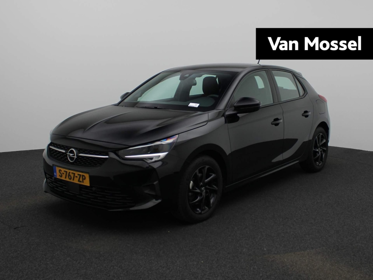 Opel Corsa - 1.2 GS Line Opel Corsa 1.2 Level 4 | 100pk | Navigatie | Airco | Lichtmetalen Velgen | App - AutoWereld.nl