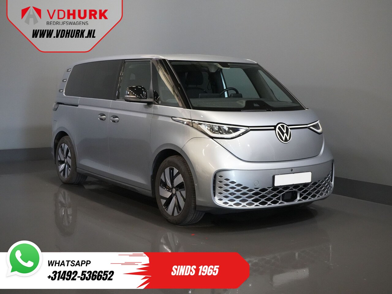 Volkswagen ID. Buzz - 79 kWh 360km WLTP 2x Schuifdeur/ Snellader/ Stoelverw./ Keyless/ Carplay/ 360 Camera/ PDC/ - AutoWereld.nl
