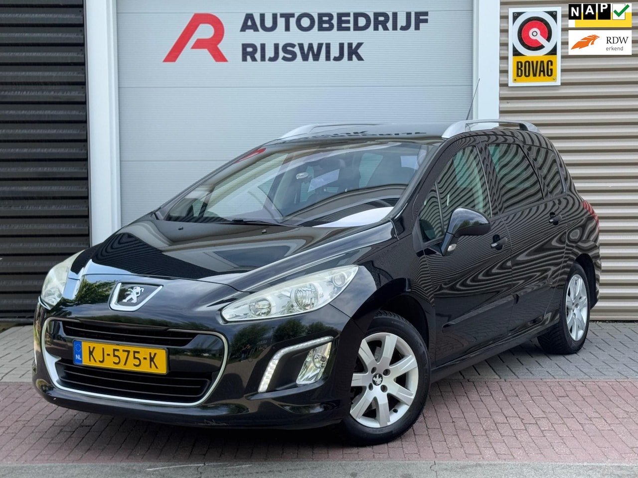 Peugeot 308 SW - 1.6 THP Sportium Parkeersensoren/Stoelverwarming - AutoWereld.nl
