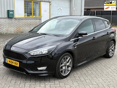 Ford Focus - 1.0 EcoBoost 101 PK Bj 2015 ST-Line Sport 5 Deurs Ecc Airco Prof Navi Keyless Pdc Led Elec