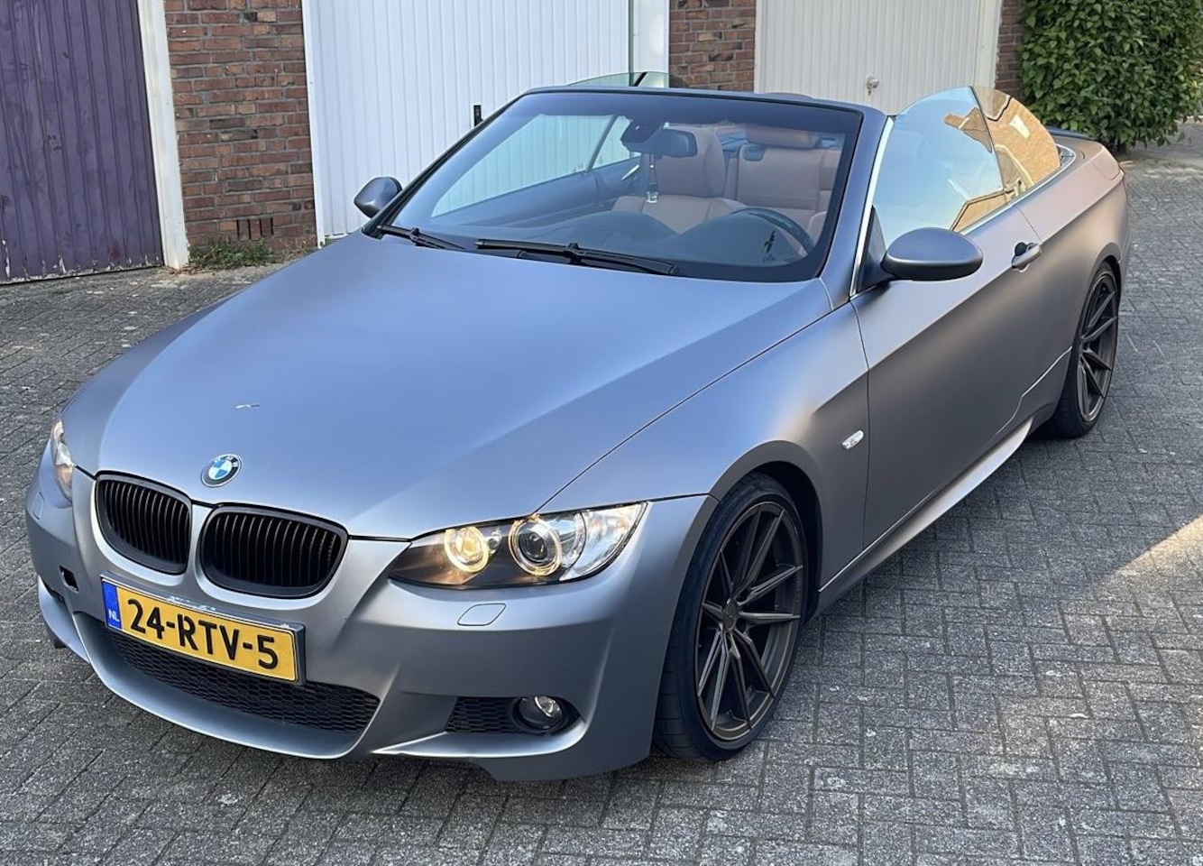 BMW 3-serie Cabrio - 335i AutoM Leder Navi Keyless SportSound - AutoWereld.nl