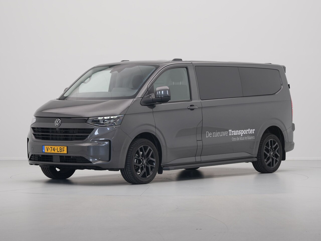 Volkswagen Transporter - 1 2.0 TDI 110kW 150PK L2H1 Style AUT Intropakket rijdende demo, kilometerstand loopt op BP - AutoWereld.nl