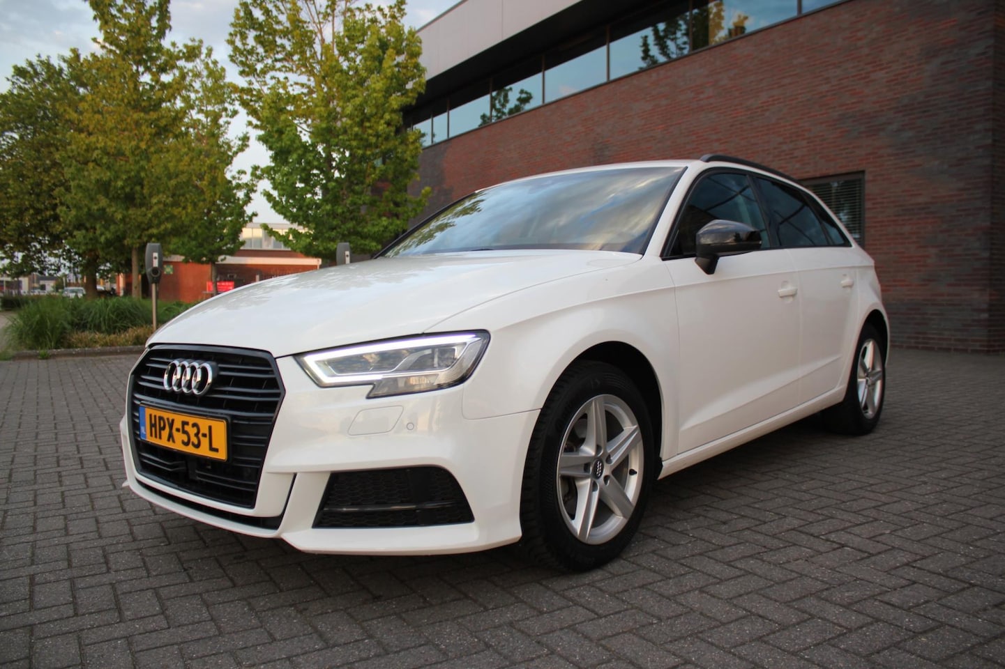 Audi A3 Sportback - 35 TFSI CoD Advance Sport 35 TFSI CoD Advance Sport - AutoWereld.nl