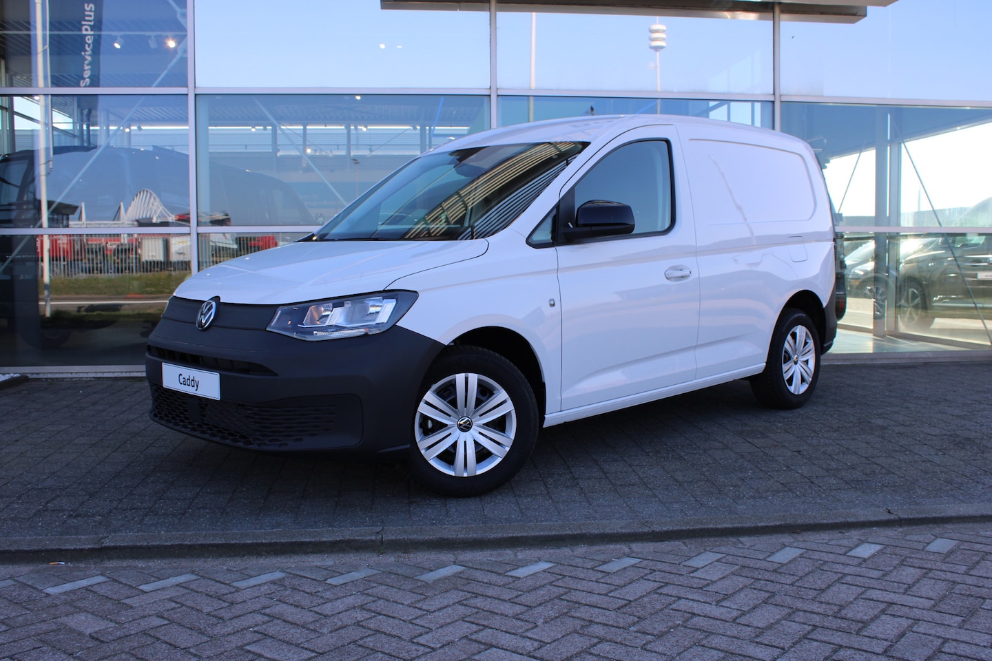 Volkswagen Caddy Cargo - | BPM VRIJ | Comfort | 2.0 TDI 102 PK | Handgeschakeld | Trekhaak | Digitaal Dashboard | K - AutoWereld.nl