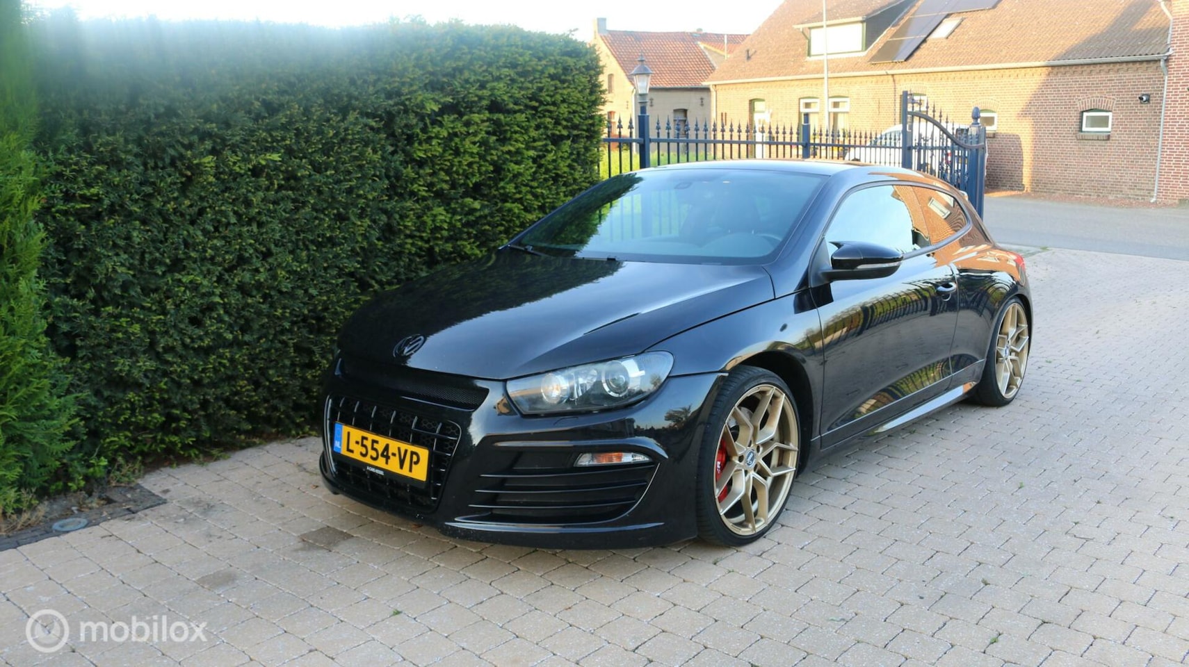Volkswagen Scirocco - 2.0 TSI R IN EEN ZEER NETTER STAAT - AutoWereld.nl