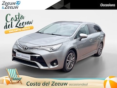 Toyota Avensis Touring Sports - 1.8 VVT-i Executive | Automaat | Camera | Trekhaak | Bluetooth | Navigatie | LMV | Cruise