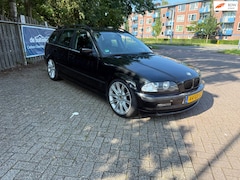 BMW 3-serie Touring - 320i Executive