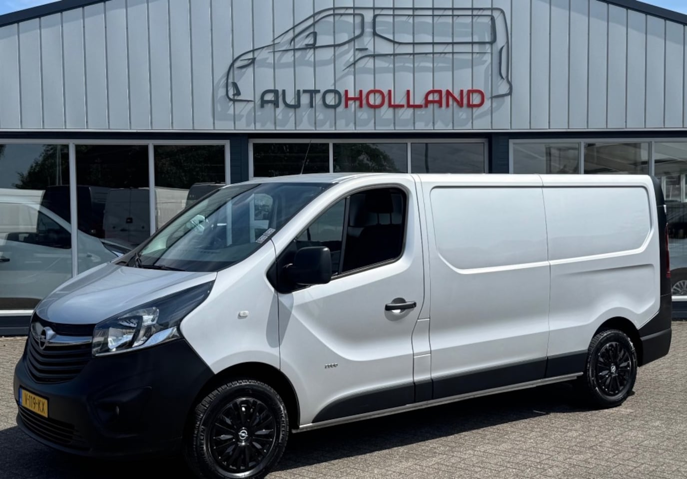 Opel Vivaro - 1.6 CDTI 70KW 95PK L2H1 EURO 6 NAVIGATIE/ CAMERA/ AIRCO/ CRUISE CONTROL/ 100% DEALERONDERH - AutoWereld.nl