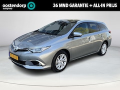 Toyota Auris Touring Sports - 1.8 Hybrid Executive | All-in prijs | Navigatie | panoramadak | Airco | Parkeersensoren