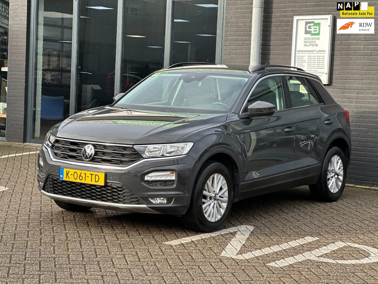 Volkswagen T-Roc - 1.0 TSI Style/1STE EIG/APP-CONNECT/NAVI/NL-AUTO NAP!! - AutoWereld.nl