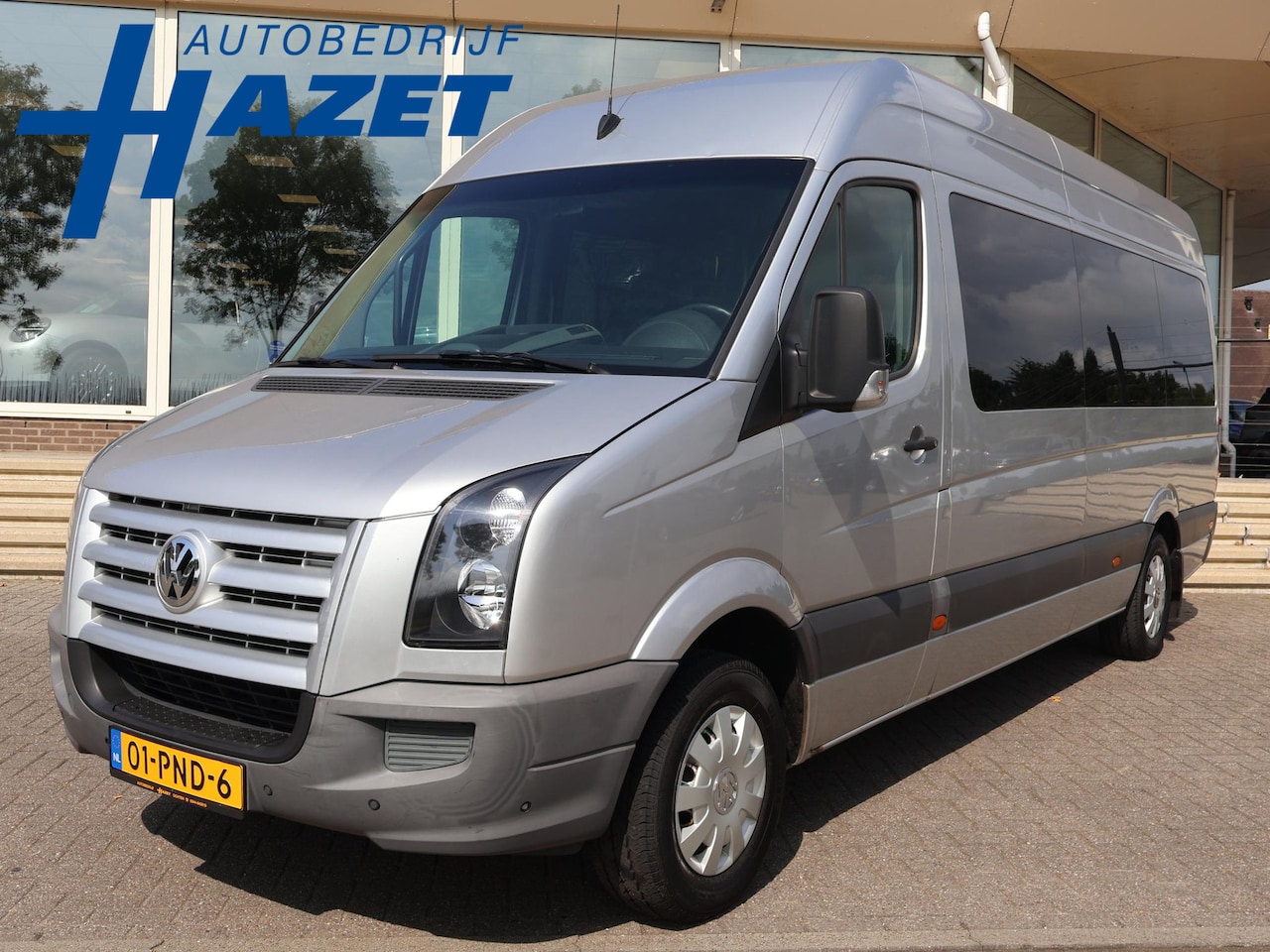 Volkswagen Crafter - 35 2.5 TDI L3H2 *EXCL. BTW* 9-PERS. ROLSTOEL / INVALIDE LIFT + AIRCO | CRUISE CONTROL - AutoWereld.nl