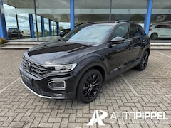 Volkswagen T-Roc - 1.5 TSI Sport | Led | Navi | Black Style | 1e eig