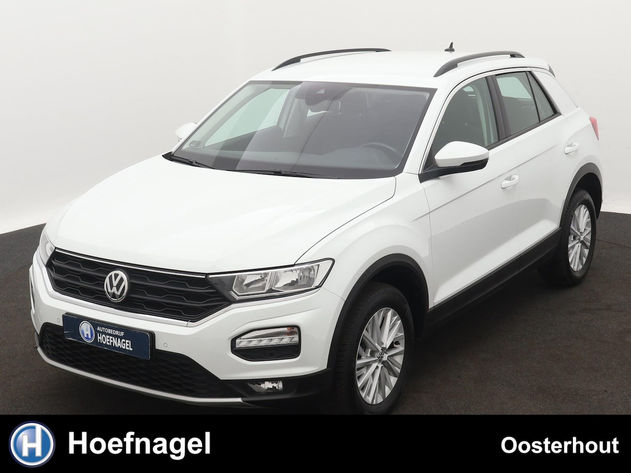 Volkswagen T-Roc - 1.5 TSI Style Trekhaak | Stoelverwarming | Stuurverwarming | Camera | Parkeersensoren - AutoWereld.nl