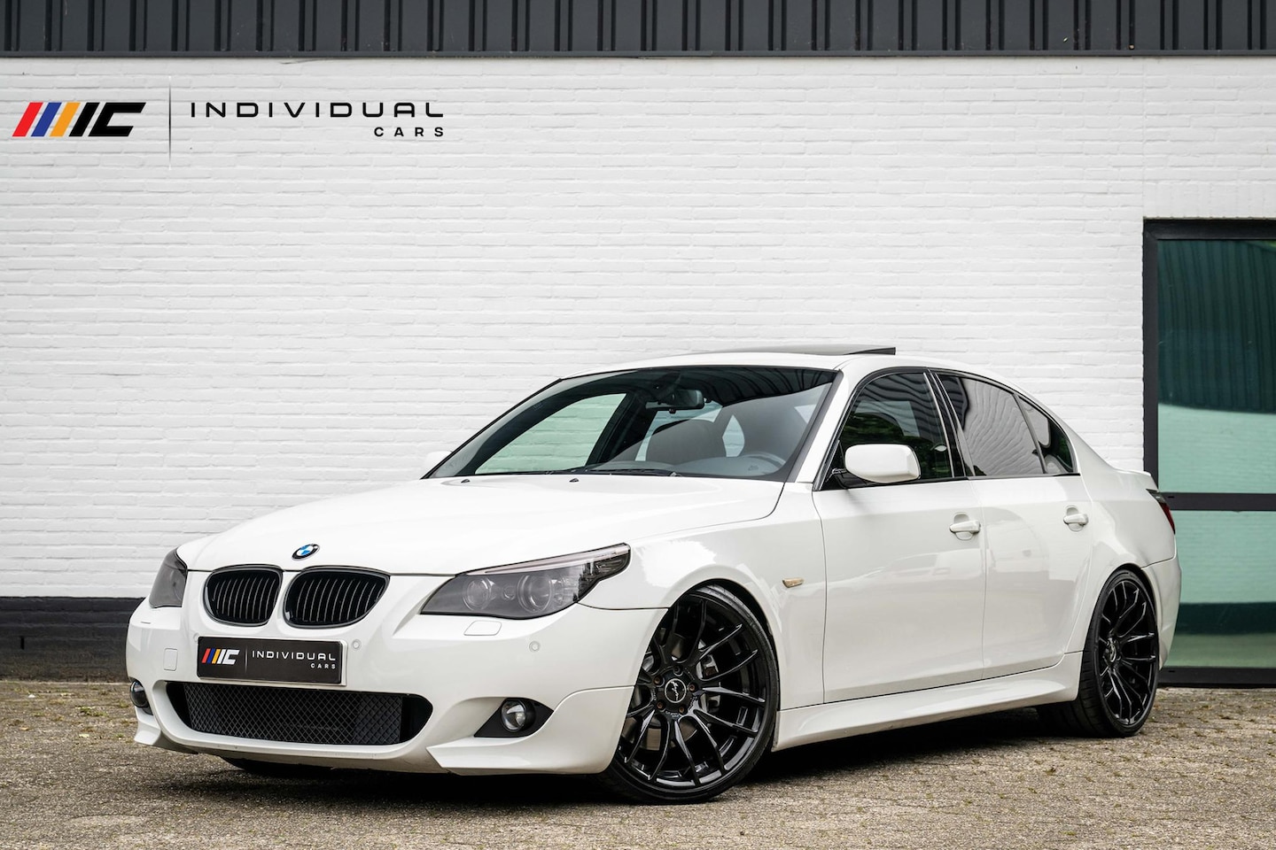 BMW 5-serie - 530i M-Sport Eisenmann Breyton Apple Carplay VOLL - AutoWereld.nl