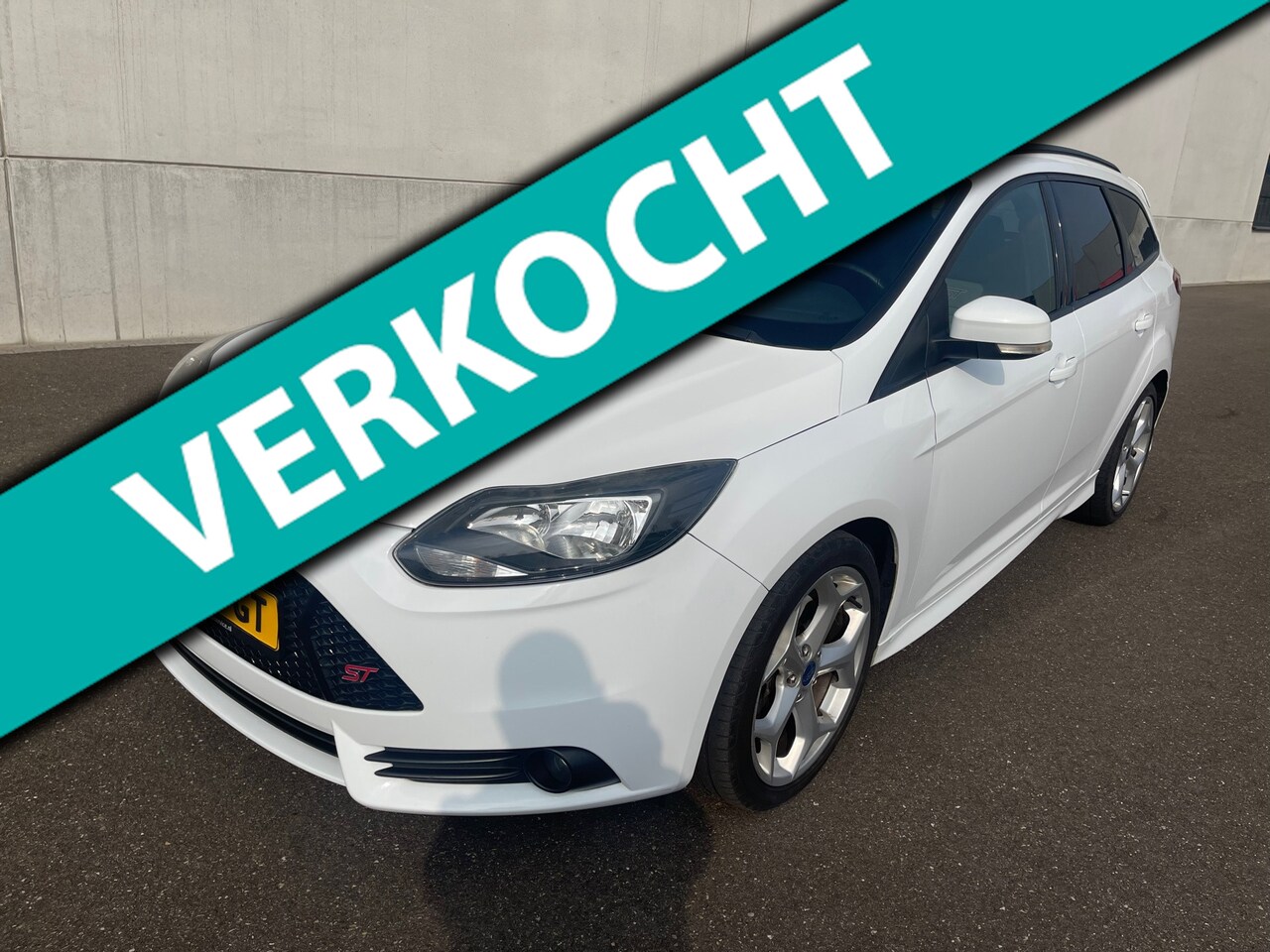 Ford Focus Wagon - 2.0 ST-2 Zeer mooi !!! - AutoWereld.nl