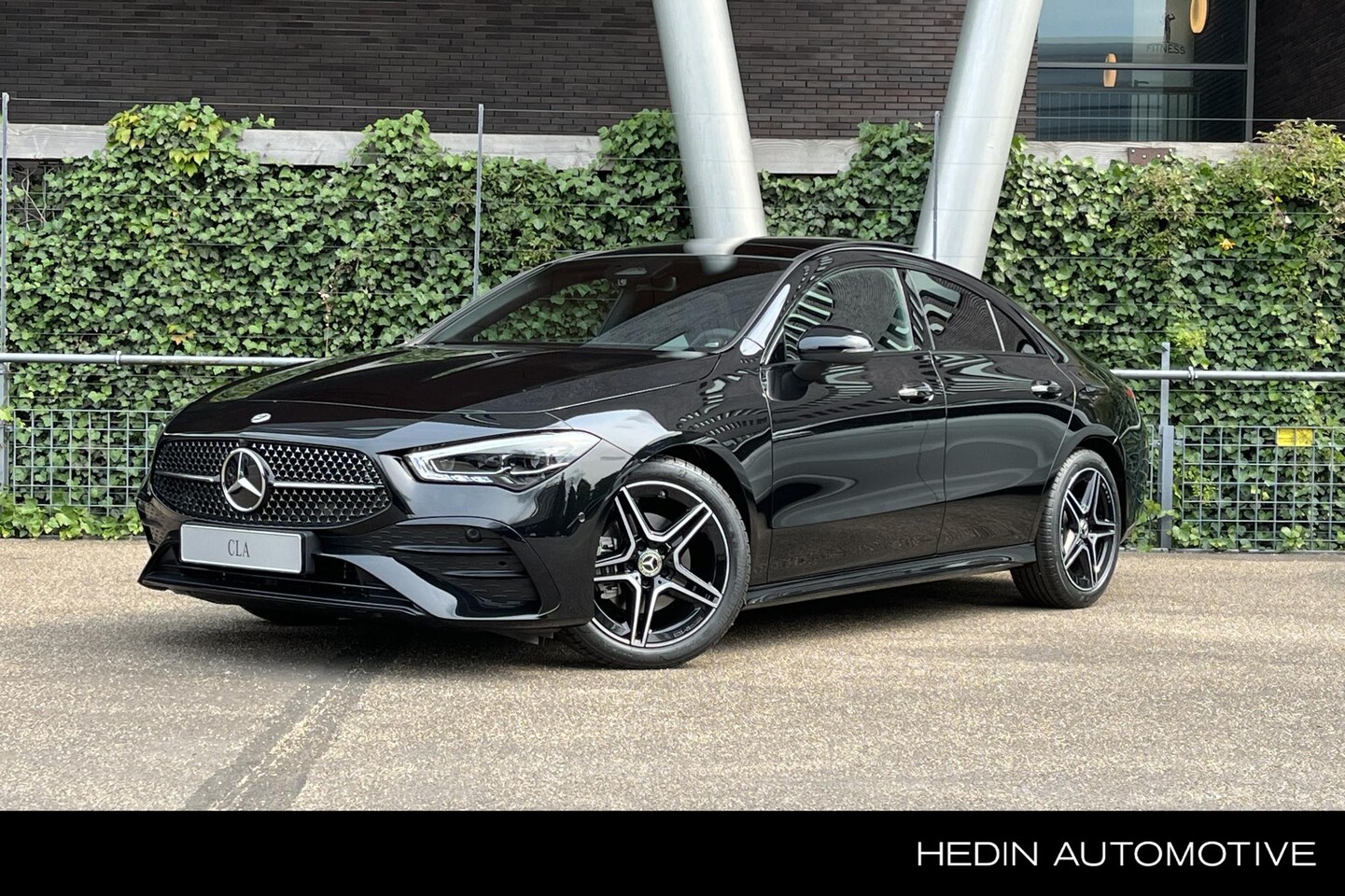 Mercedes-Benz CLA-Klasse - CLA 180 Coupé Automaat Star Edition AMG Limited | Nightpakket | Panoramadak | Distronic | - AutoWereld.nl