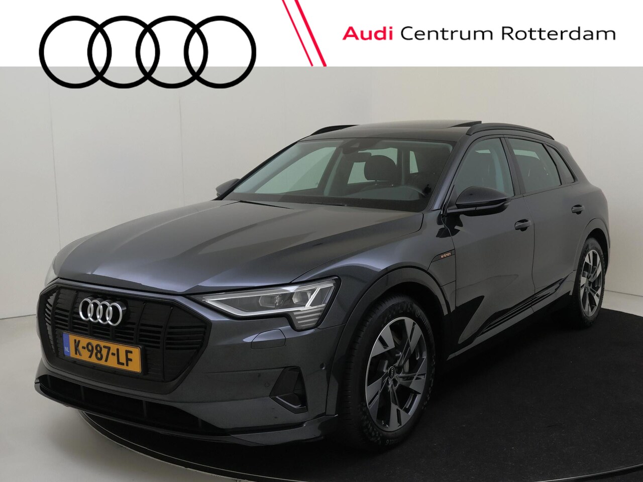 Audi e-tron - 50 quattro Business edition Plus 71 kWh | Panoramadak | Luchtvering | Lederen bekleding | - AutoWereld.nl