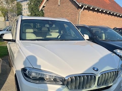 BMW X5 - xDrive35i High Executive foto`s volgen