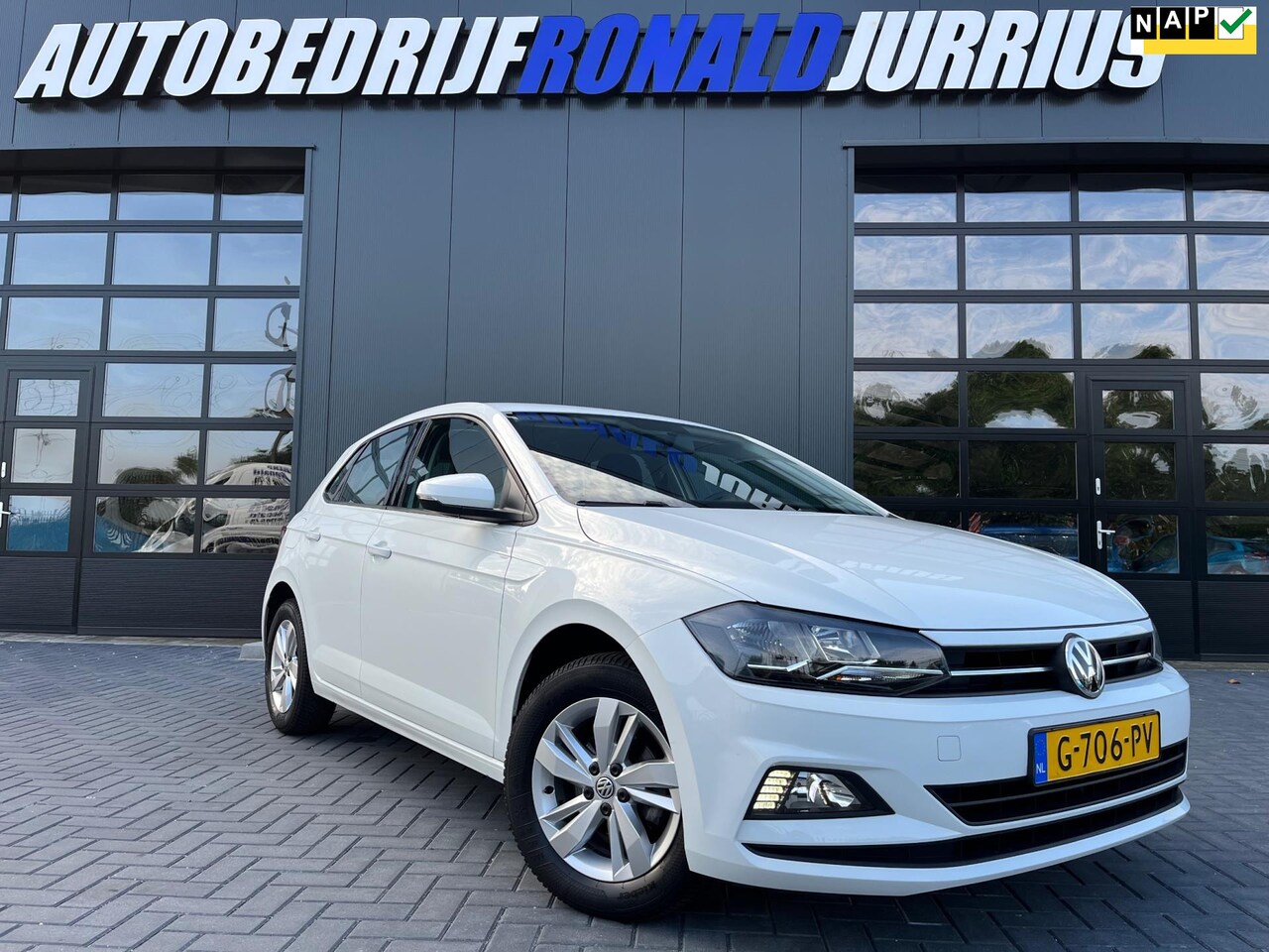 Volkswagen Polo - 1.0 TSI Comfortline NL.Auto/Adaptive- Cruise/Apple- Carplay/Navigatie/1Ste Eigenaar/Dealer - AutoWereld.nl