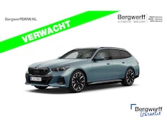 BMW i5 Touring - eDrive40 M-Sport Pro - Onderstel Prof - Pano - Comfortzetel - Stoelventilatie