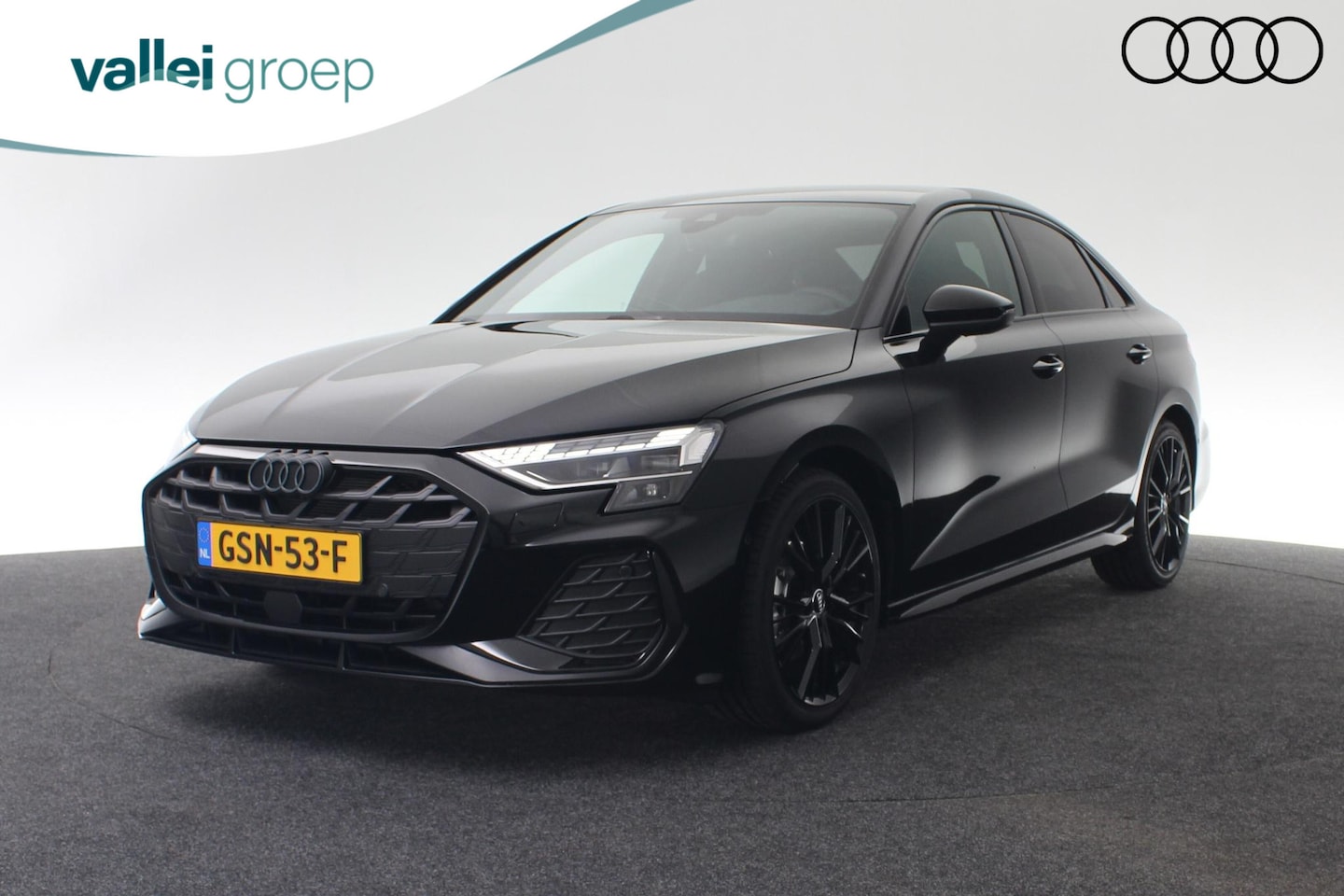 Audi A3 Limousine - S Edition 35 TFSI 110 kW / 150 pk S-tronic | Stoelverwarming | Lichtpakket pro ambient lig - AutoWereld.nl