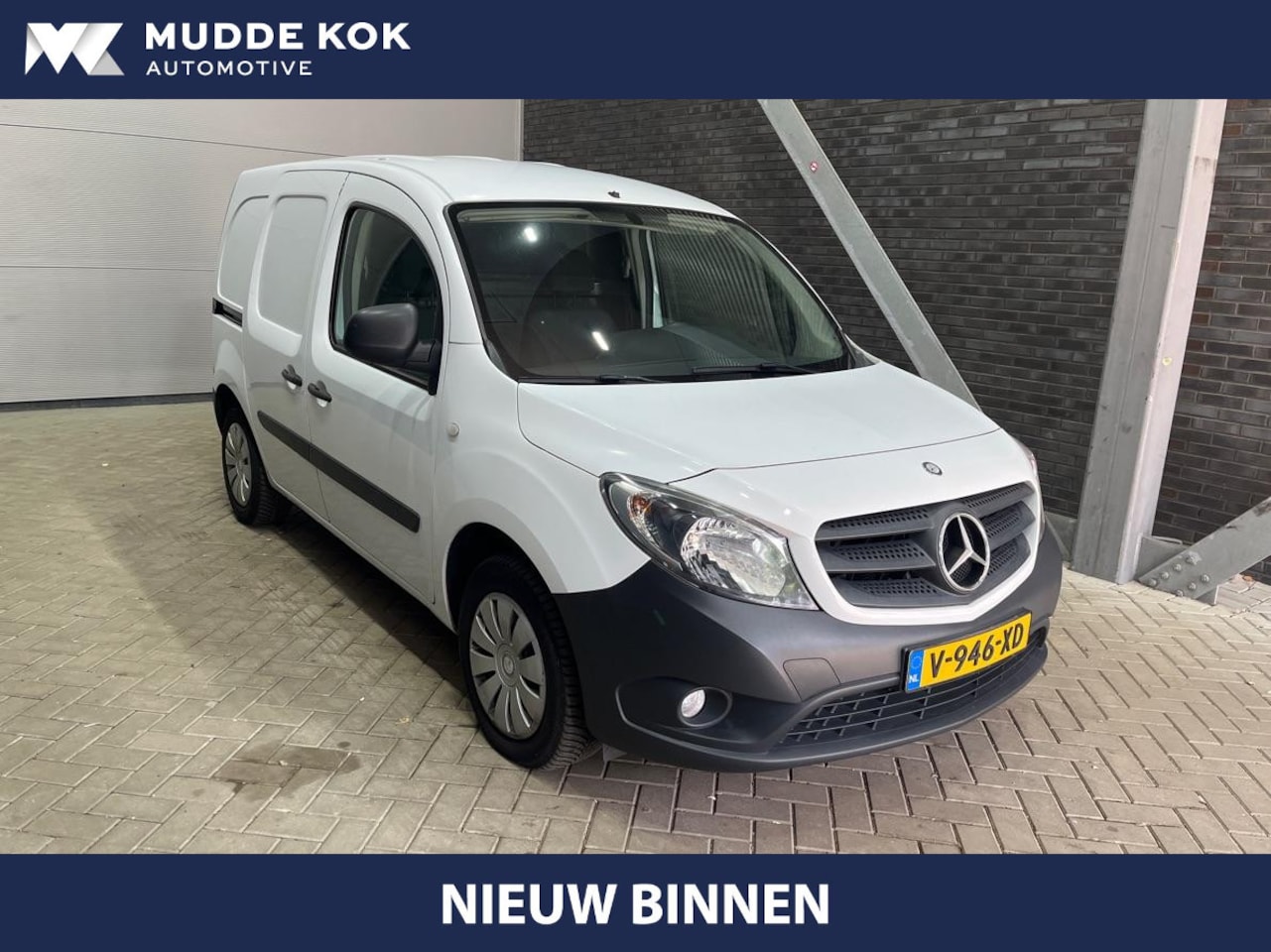 Mercedes-Benz Citan - 109 CDI BlueEFFICIENCY | Airco | Schuifdeur Rechts | 15 Inch - AutoWereld.nl