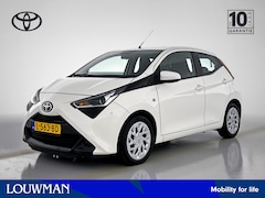 Toyota Aygo - 1.0 VVT-i x-play | 1e Eigenaar | BTW'er | Camera | Apple Carplay / Android Auto |