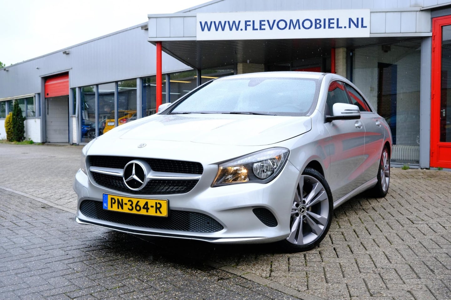 Mercedes-Benz CLA-Klasse - 180 Business Solution Navi|Airco|LMV|Sportstoelen - AutoWereld.nl