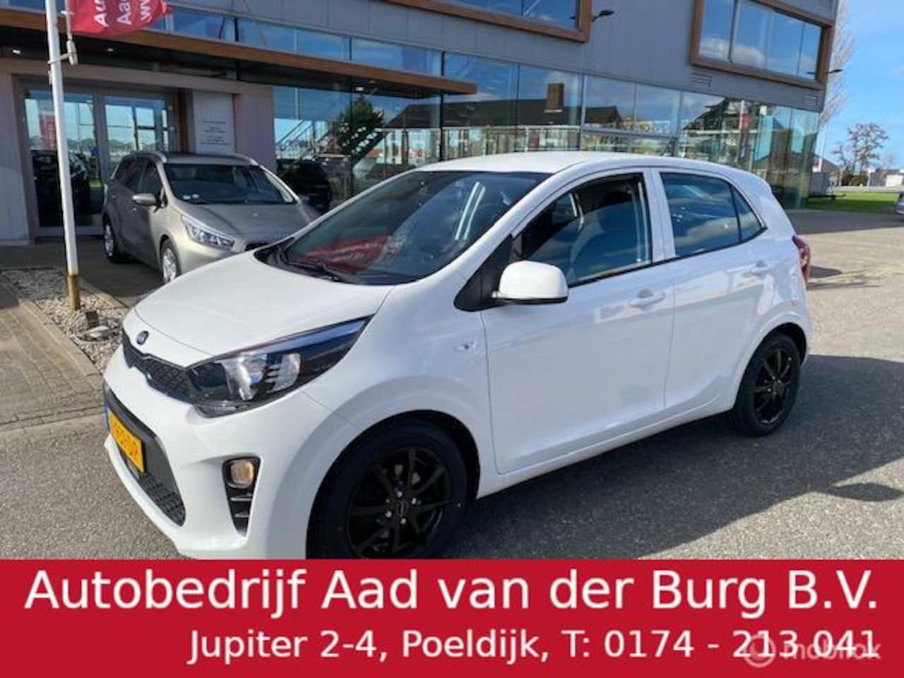 Kia Picanto - 1.0 67pk Sport Velgen zwart hoogglans + nieuwe banden , Airco , Cruise controle , Bluetoot - AutoWereld.nl