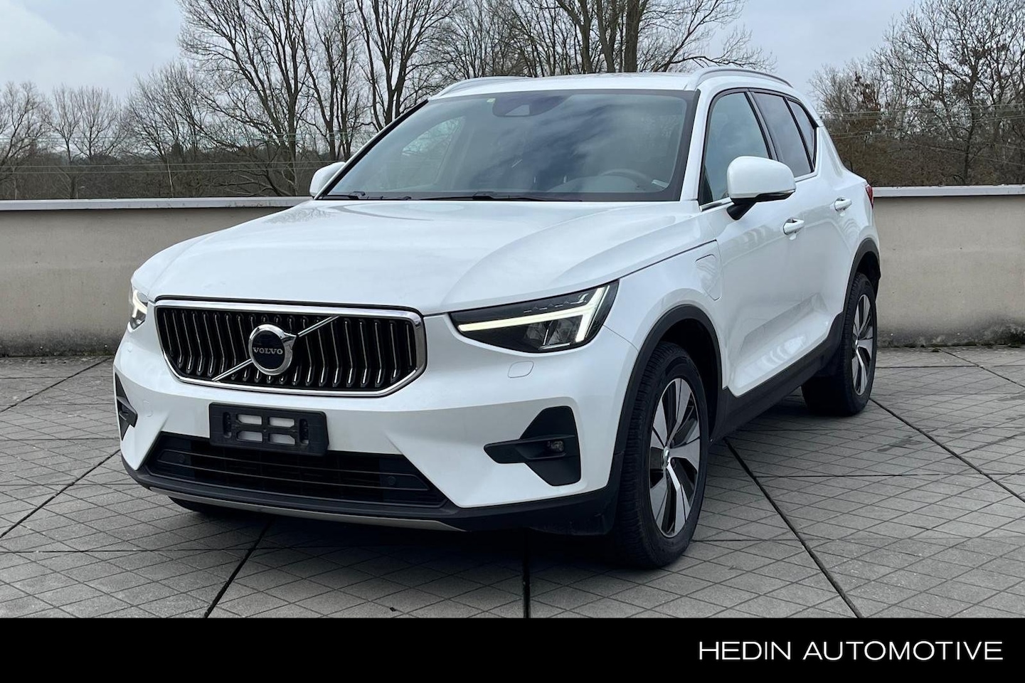 Volvo XC40 - 1.5 T4 Recharge Inscription Expression Parkeerverwarming | Cruise Control | Navigatie | Pa - AutoWereld.nl