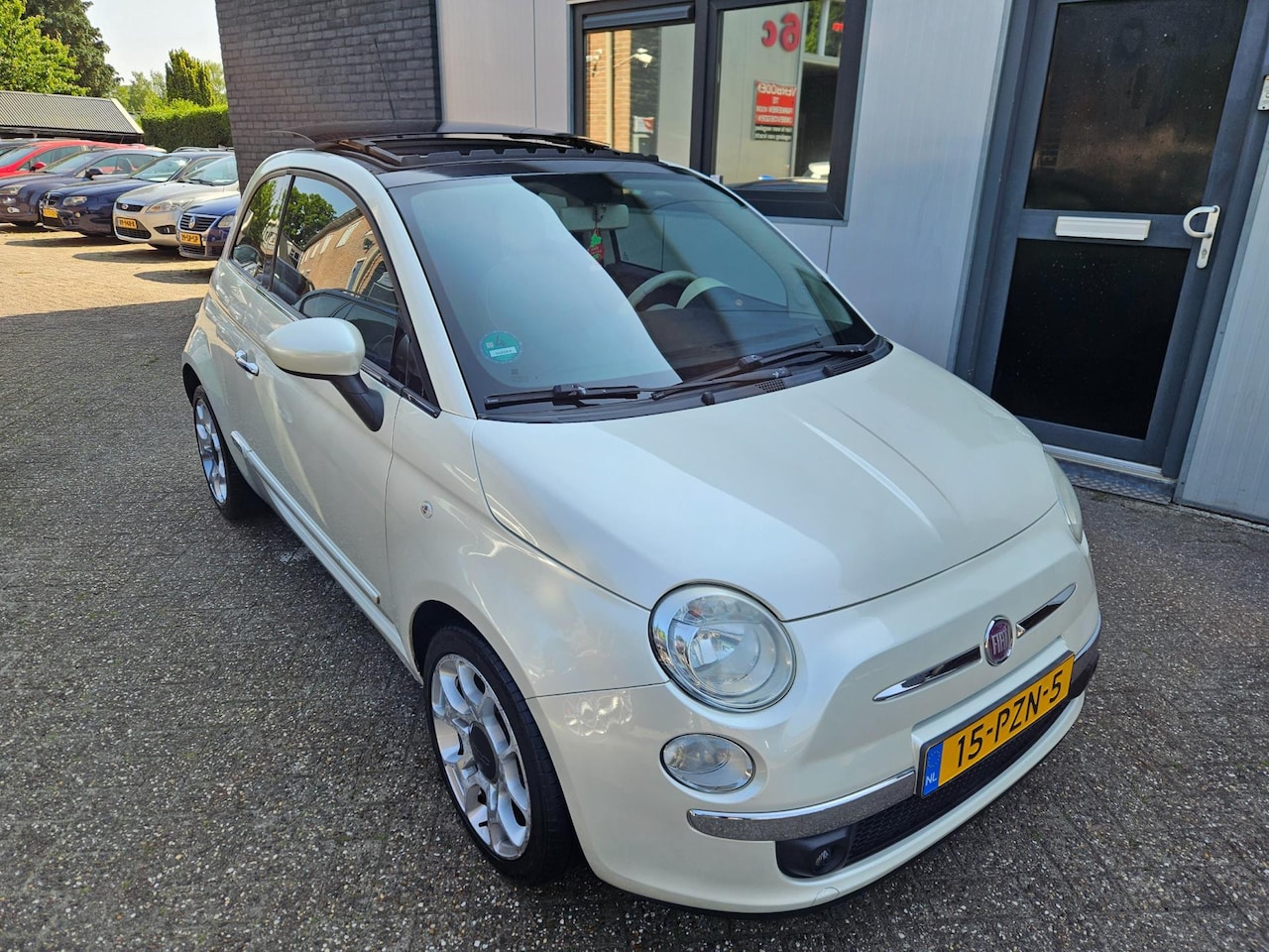 Fiat 500 - 0.9 TwinAir Lounge panoramisch schuif-kanteldak - AutoWereld.nl