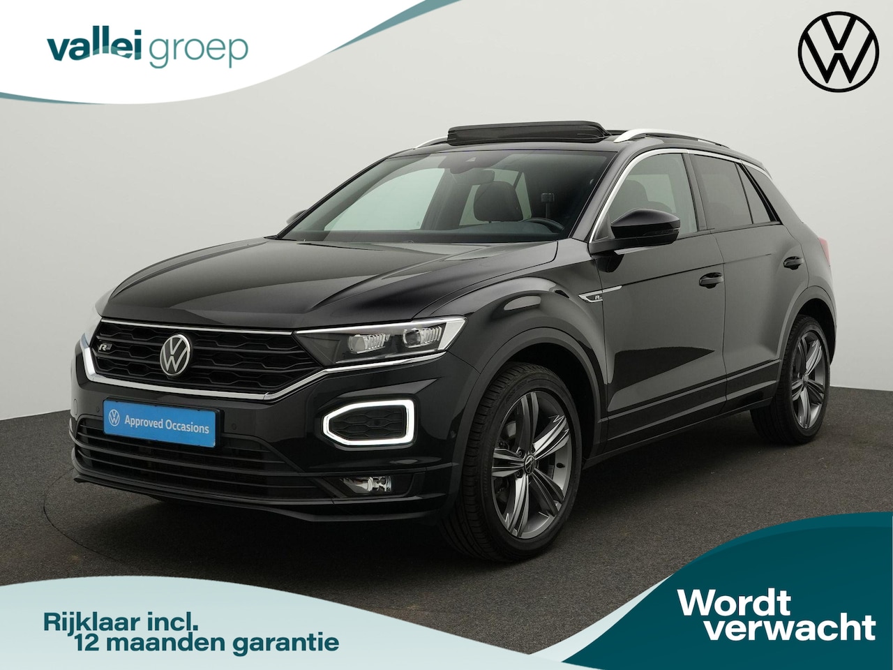 Volkswagen T-Roc - 1.5 TSI 150 pk DSG Sport Business R / R-Line | Panoramadak | Trekhaak | Achteruitrijcamera - AutoWereld.nl