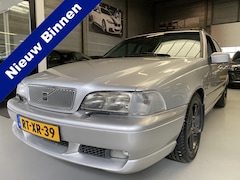 Volvo V70 - 2.3 R Airco, Cruise, Elektrische stoelen, Nederlandse auto