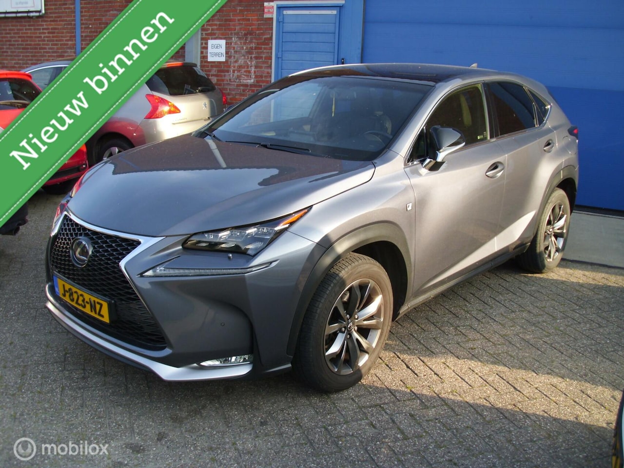 Lexus NX - 300h AWD F Sport Line 300h AWD F Sport Line - AutoWereld.nl