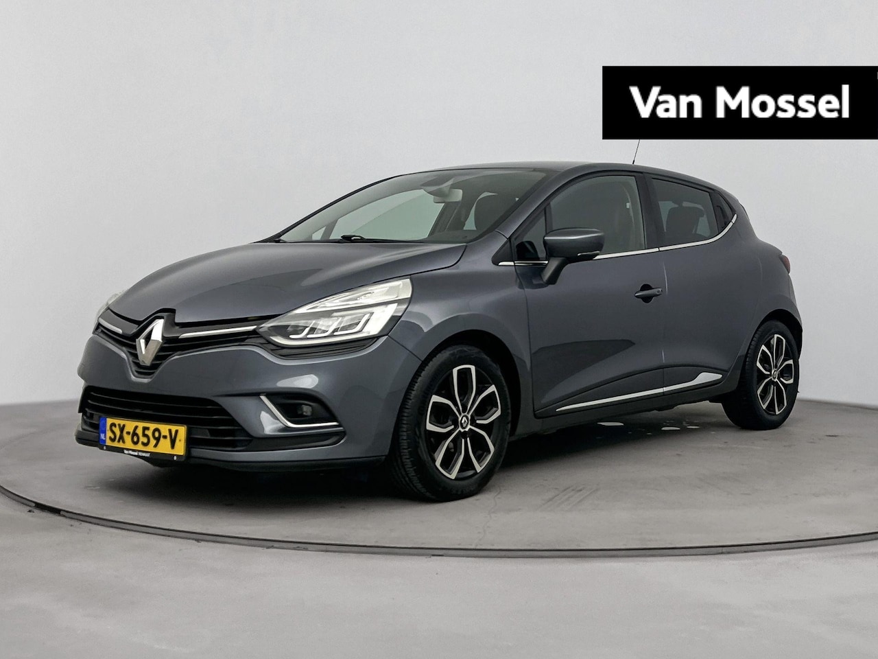 Renault Clio - 1.2 TCe 120Pk Intens | Navigatie | Climate & Cruise Control | Parkeersensoren | Keyless en - AutoWereld.nl