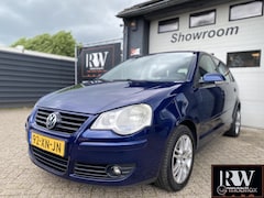 Volkswagen Polo - 1.4-16V Trendline Airco, Cruise, nieuwe Apk