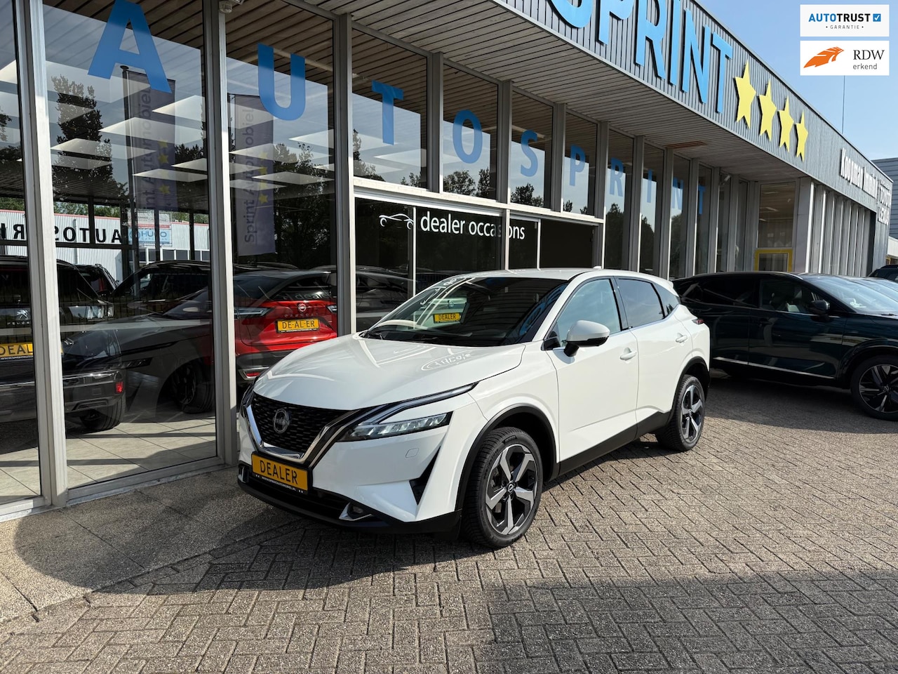 Nissan Qashqai - 1.3 MHEV Xtronic Tekna 158PK / EIEKTRISCHE ACHTERKLEP/ 360 CAMERA - AutoWereld.nl